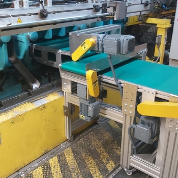 PVC Belt Fagor Press Mold Burr Conveyor